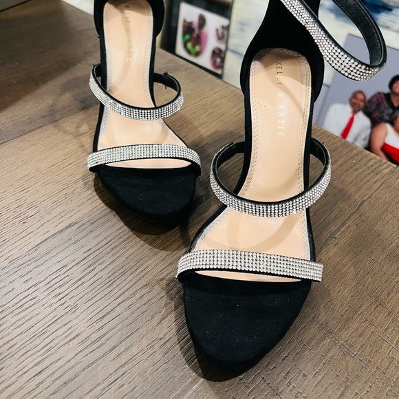 KELLY & KATIE Sandals / Size 9M - Picture 4 of 6